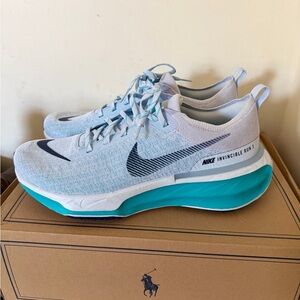 Nike Invincible Run 3 Light Blue Athletic Shoes